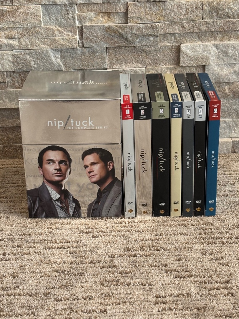 Nip/Tuck: The Complete Series DVD Set